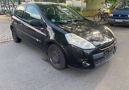 Renault Clio Expression mit klima