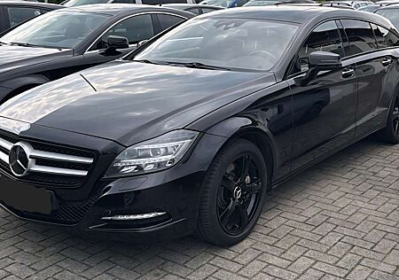 Mercedes-Benz CLS 350 Shooting Brake CDI 4Matic DPF B.EFF 7G-TR