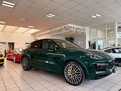 Porsche Cayenne Coupe Turbo S E-Hybrid / PTS
