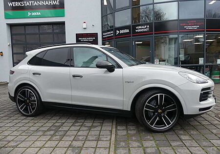 Porsche Cayenne E-Hybrid 340KW PANO/KAM/LED/22"/BELÜFTET