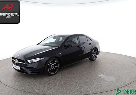 Mercedes-Benz A 180 Limousine AMG NIGHT KAMERA,AMBIENTE,1.HAND