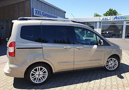 Ford Courier Titanium