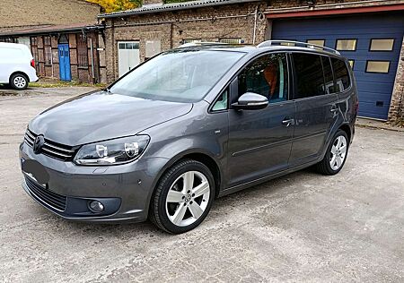 VW Touran Volkswagen Cup