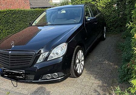 Mercedes-Benz E 220 CDI BlueEfficiency (212.002)