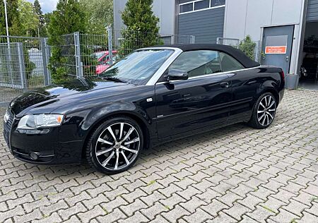 Audi A4 Cabriolet 1.8 T 18" Alu Leder NEUZUSTD!