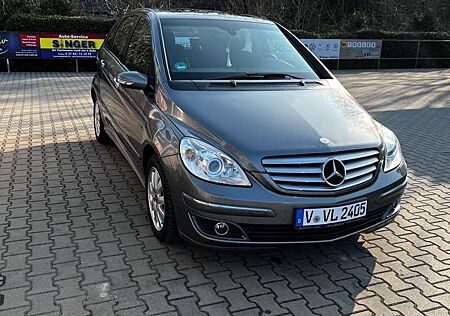 Mercedes-Benz B 180 Kombilimousine