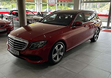 Mercedes-Benz E 350 dT AVANTGARDE PANORAMA BURMESTER MULTIBEAM