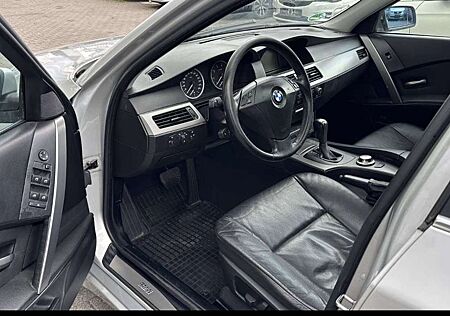 BMW 523i 523 Aut.