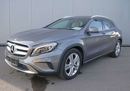 Mercedes-Benz GLA 220 CDI 4Matic URBAN NAVI/BIXENON/PDC
