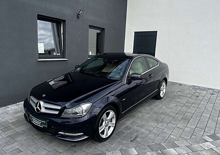 Mercedes-Benz C 220 C -Klasse Coupe/Xenon/Navi/Leder/Automatik