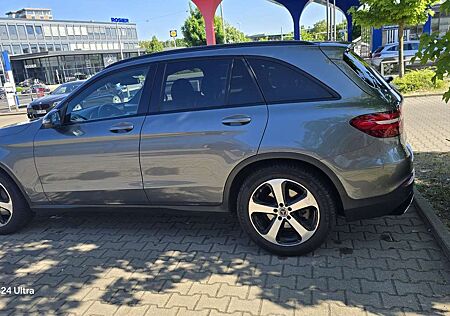 Mercedes-Benz GLC 220 d 4Matic AMG Line 360° Kamera