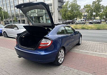 Mercedes-Benz C 230 Kompressor Sportcoupe Sport Edition