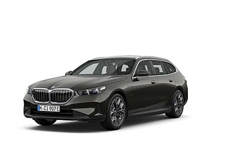 BMW 530 e xDrive Touring M SPORT LC PROF AHK KAMERA LED