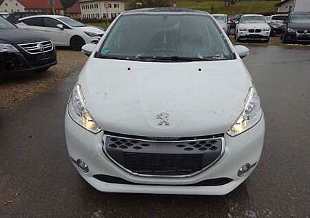 Peugeot 208 / Automatik/Euro 5