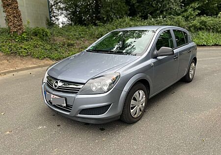 Opel Astra H Lim. 1.4 Automatik / 1. Hand / Klima