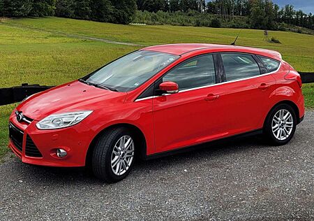 Ford Focus 1.0 EcoBoost Start-Stopp-System Titanium