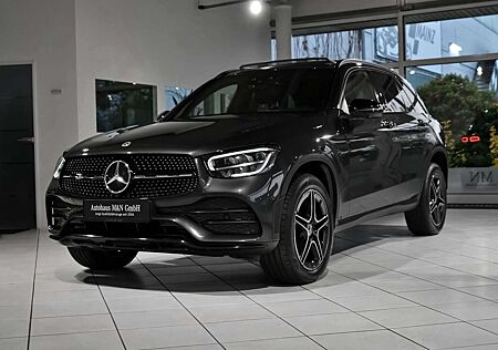 Mercedes-Benz GLC 300 de 4Matic *3xAMG* Pano* AHK*360°* Distro