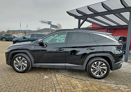 Hyundai Tucson 1.6 T-GDI 132kW 48V DCT 4WD NAVI LenkrHzg