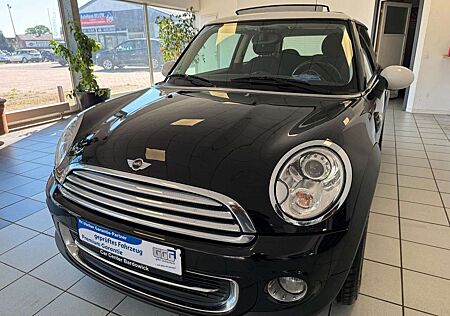 Mini Cooper 1.6**Xenon+Navi+Schiebedach**
