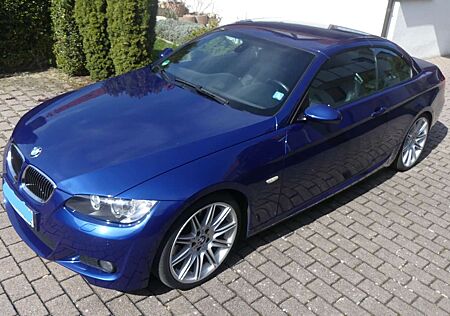 BMW 330 i Cabrio M Paket Le mans Blau