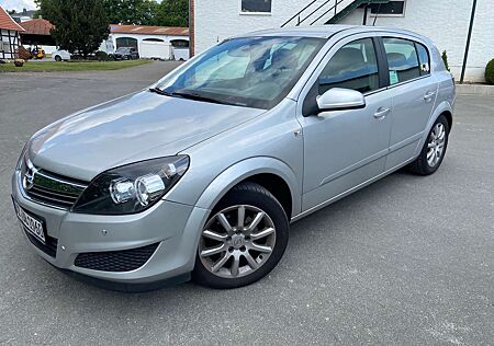 Opel Astra 1.8 Innovation