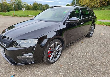 Skoda Octavia gebraucht kaufen Skoda Octavia Combi 2.0 TDI (Green tec) RS