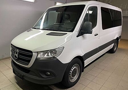 Mercedes-Benz Sprinter 317 CDI | 9 Sitzer