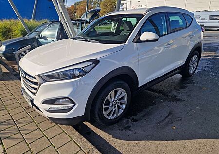 Hyundai Tucson blue 1.6 GDi 2WD Classic