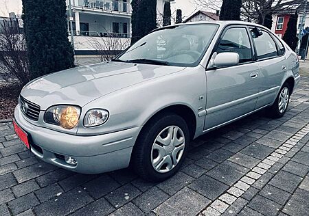 Toyota Corolla 1.6 Linea Sol / Liftback