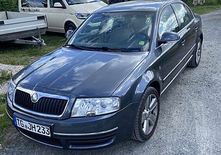 Skoda Superb Elegance V6