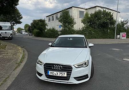 Audi A3 2.0 TDI S line Sportpaket
