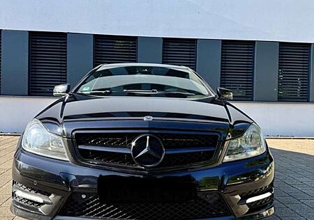 Mercedes-Benz C 220 CDI BlueEfficiency ///AMG Line