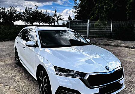 Skoda Octavia Combi 1.4 TSI iV DSG Style