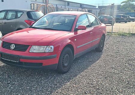 VW Passat Volkswagen 1.6 Comfortline*TÜV 8/2025