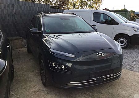 Hyundai Kona Basis Elektro 2WD
