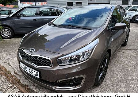 Kia Cee'd Ceed / 1,6 DREAM TEAM EDITION 7