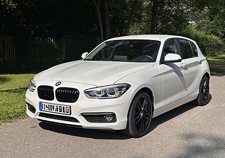 BMW 120i 120 Sport-Aut. Advantage - Carplay AUT StHz LED