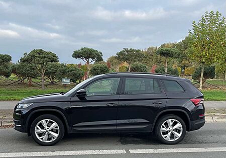 Skoda Kodiaq 2.0+TDI+4x4+DSG+Style Leder ACC AHK Navi Pano