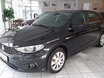 Fiat Tipo Hatchback 1.4 Pop Klima Parkpilot Tempomat