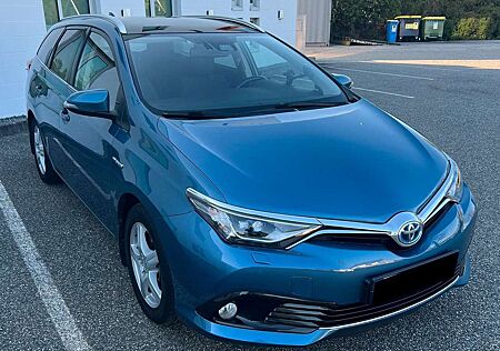 Toyota Auris 1.8 VVT-i Hybrid Automatik Touring Sports