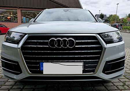 Audi Q7 3.0 TFSI quattro tiptronic