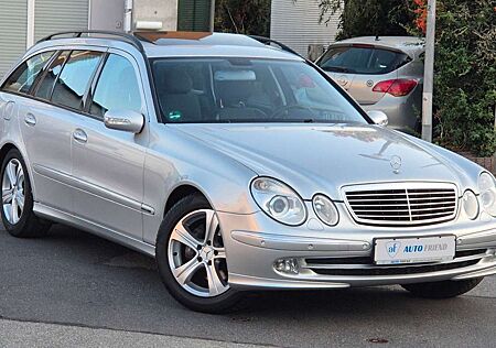 Mercedes-Benz E 320 T CDI Avantgarde /XENON/LEDER/PDC/SHZ/AHK