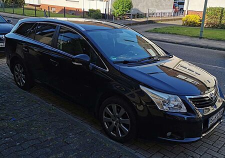 Toyota Avensis Combi 1.8