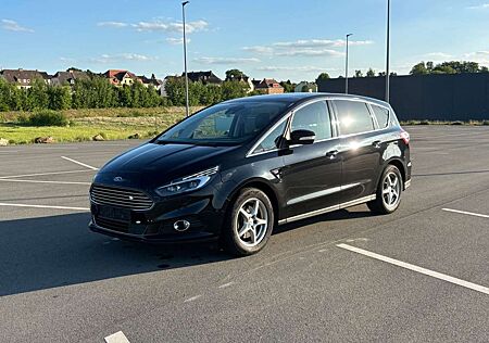 Ford S-Max Titanium ACC AHK ALU