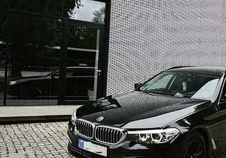 BMW 530 d xDrive G31 Pano/Leder/navi