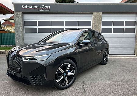 BMW iX gebraucht kaufen BMW iX xDrive40 Sport Pano-SkyLounge ACC AHK Laser