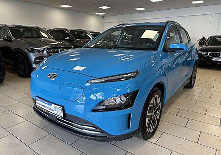 Hyundai Kona Select 2WD*ACC*R-Cam*CarPlay*SHZ*WinterPac*