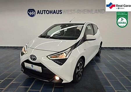 Toyota Others Aygo x-play Team D 1,0Ltr.*RFK*PDC*DAB*KLIMA*LED