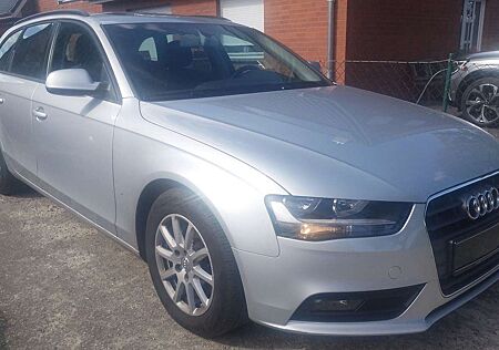 Audi A4 2.0 Avant 1.Hand, Scheckheft, Top Zustand
