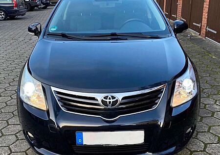 Toyota Avensis 2.2 Multidrive S Executive